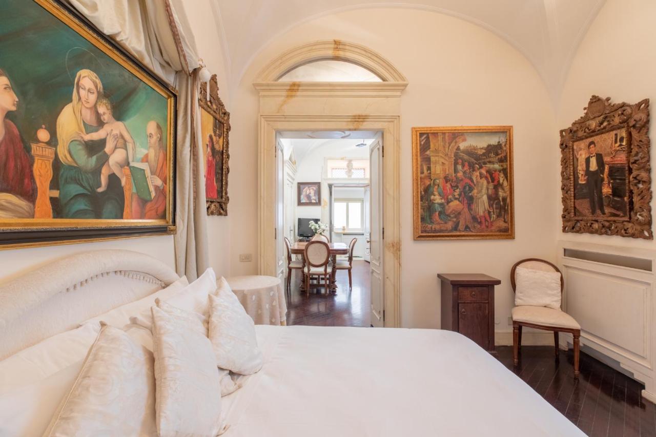 Iflat Spanish Steps Luxury And Historical Apt Apartman Róma Kültér fotó
